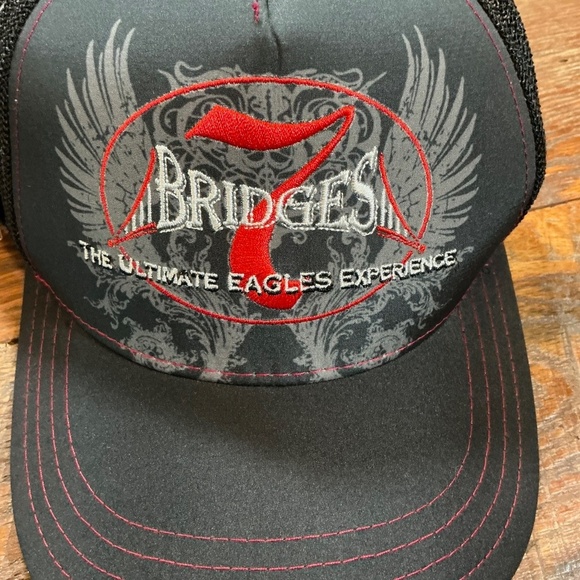 7 Bridges Hat Trucker Cap Mesh Back Black Red Embroidered Band Merch Pukka - Picture 2 of 8